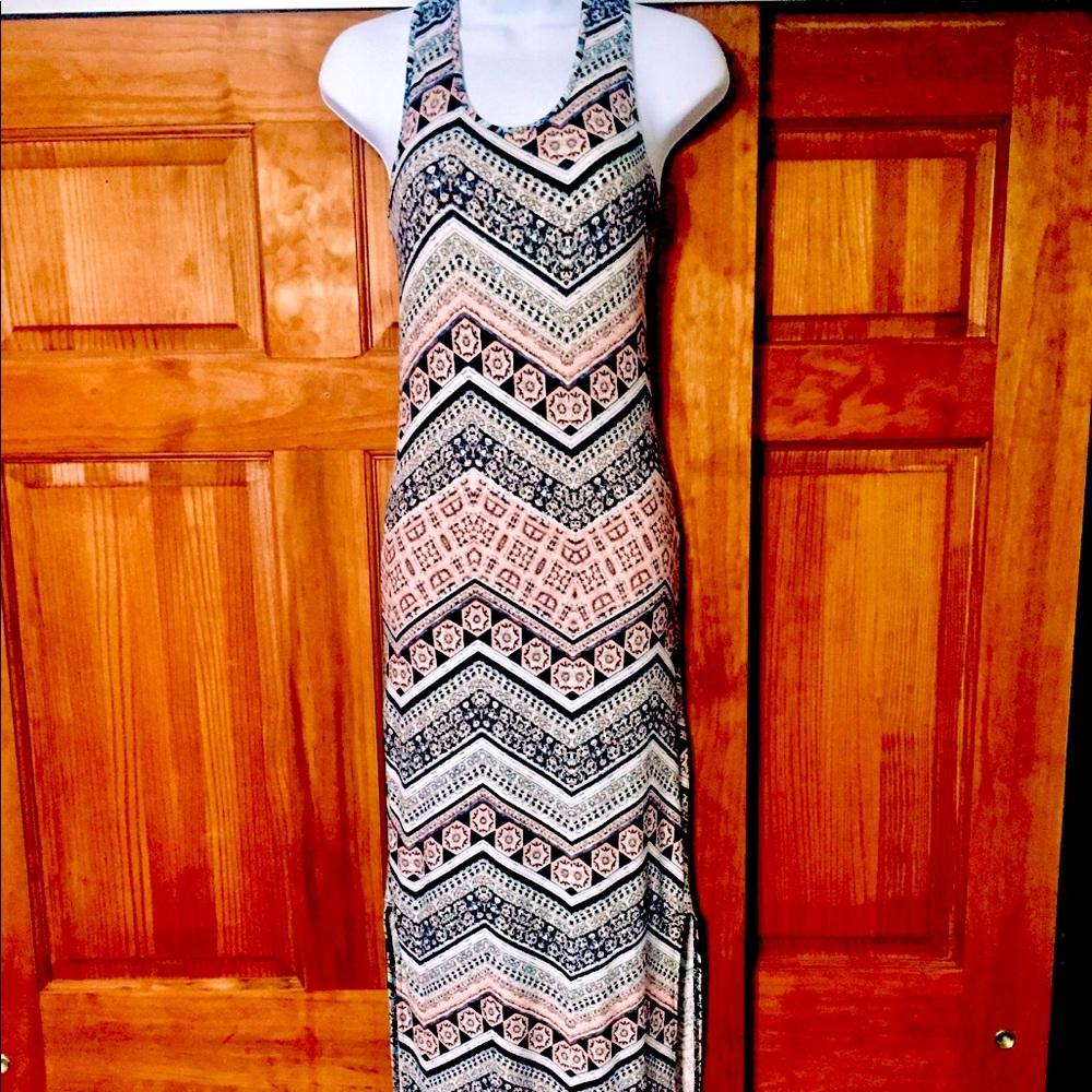 BOHO MAXI DRESS - Size Small